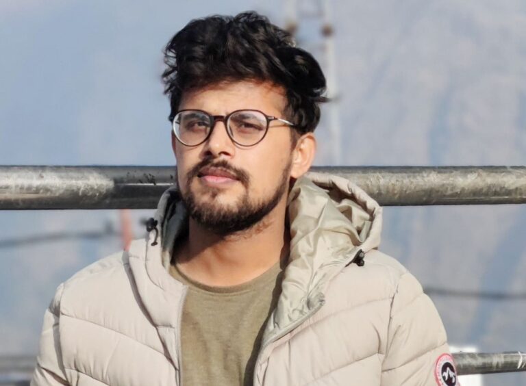 About Us 4 about us : co-founder abhishek